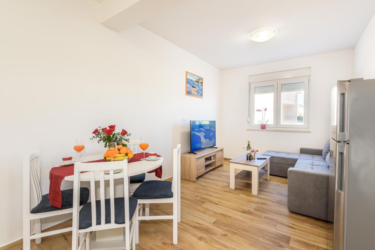 Apartman Ana, Metkovic Ngoại thất bức ảnh