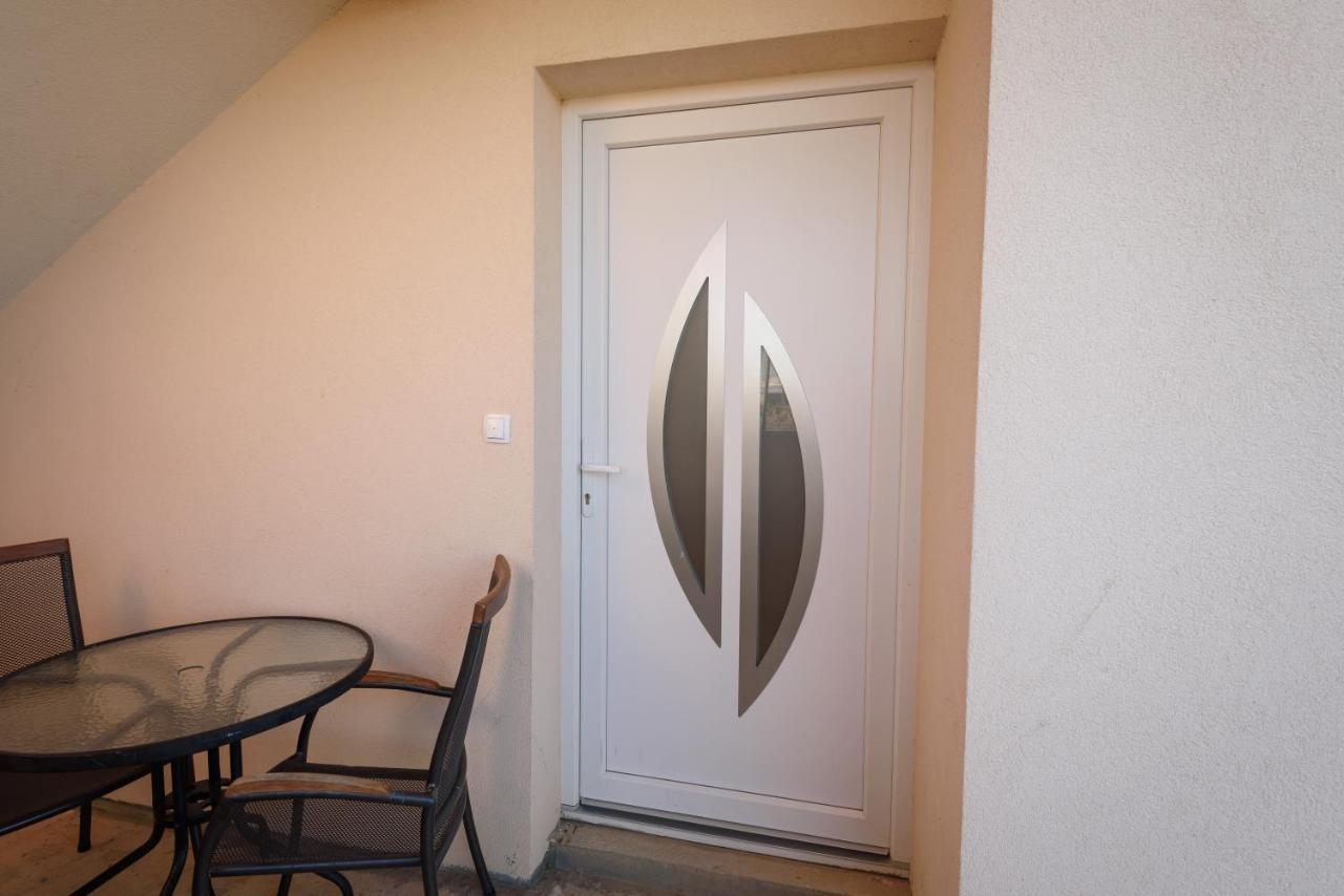 Apartman Ana, Metkovic Ngoại thất bức ảnh