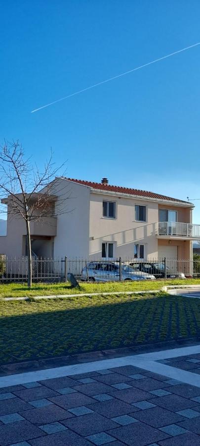 Apartman Ana, Metkovic Ngoại thất bức ảnh